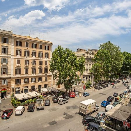 Giulio Cesare Charming Suite Great Location Rome Exterior photo